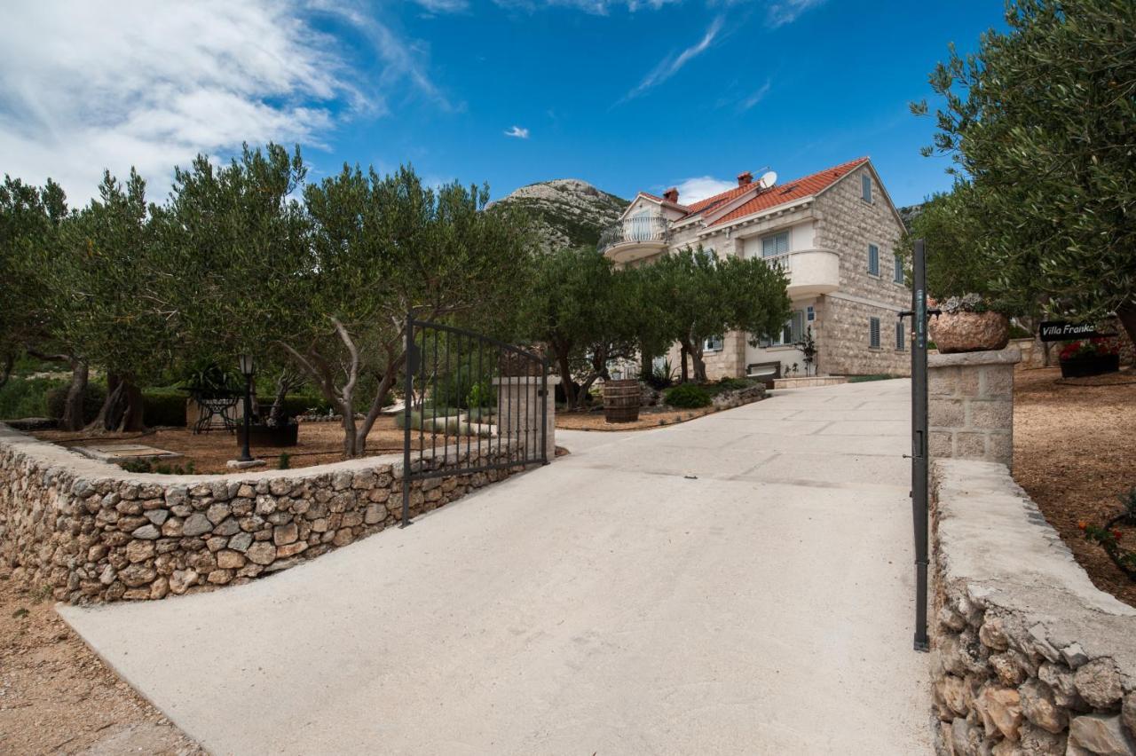 Villa Franka With Swimming Pool Bol Exteriér fotografie